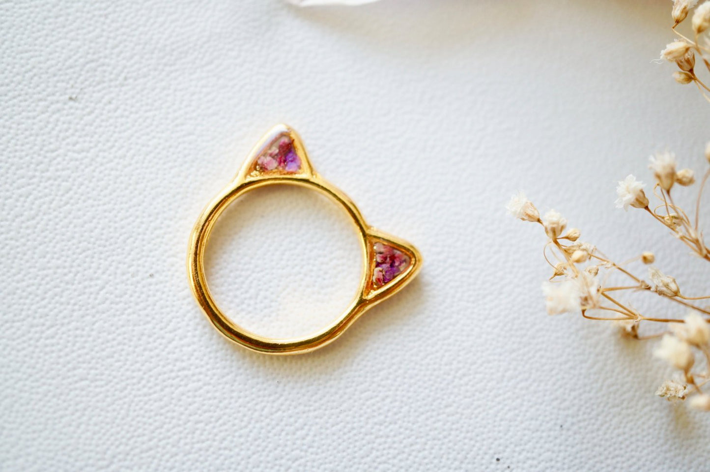 Real Pressed Flower and Resin Gold Cat Ring in Purples