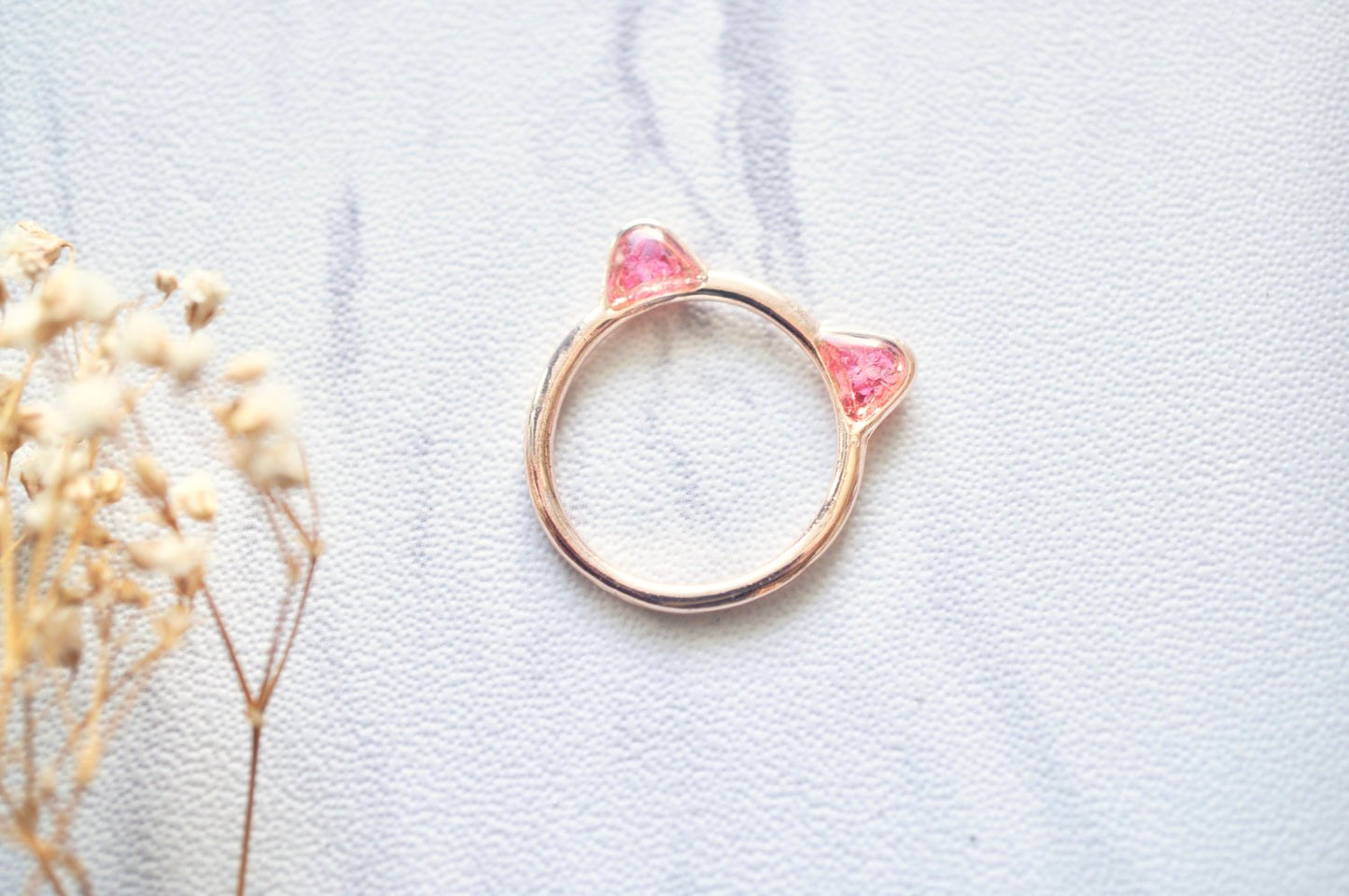 Real Pressed Flowers and Resin Cat Ring in Rose Gold and Pink