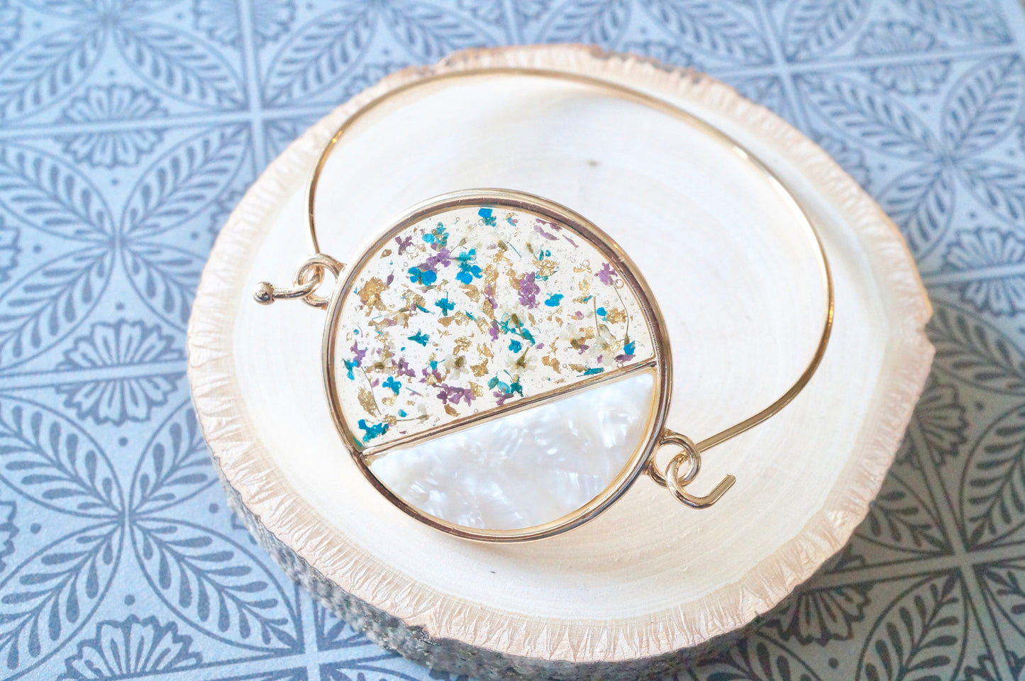 Real Dried Flowers and Resin Bracelet in Pink and Gold