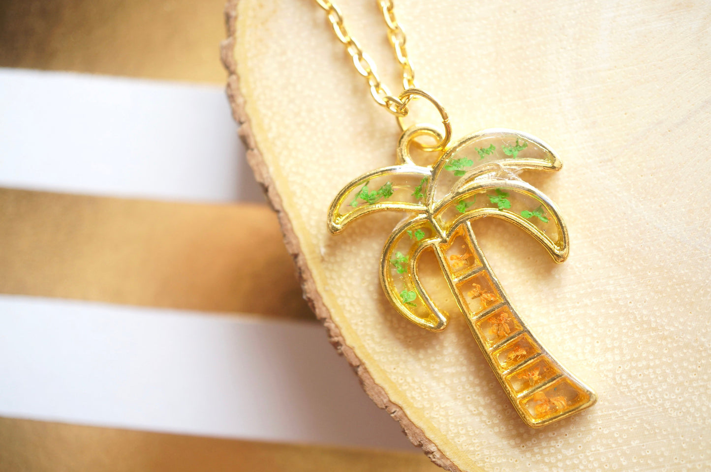 Real Pressed Flowers in Resin, Gold Palm Tree Necklace in Green and Orange