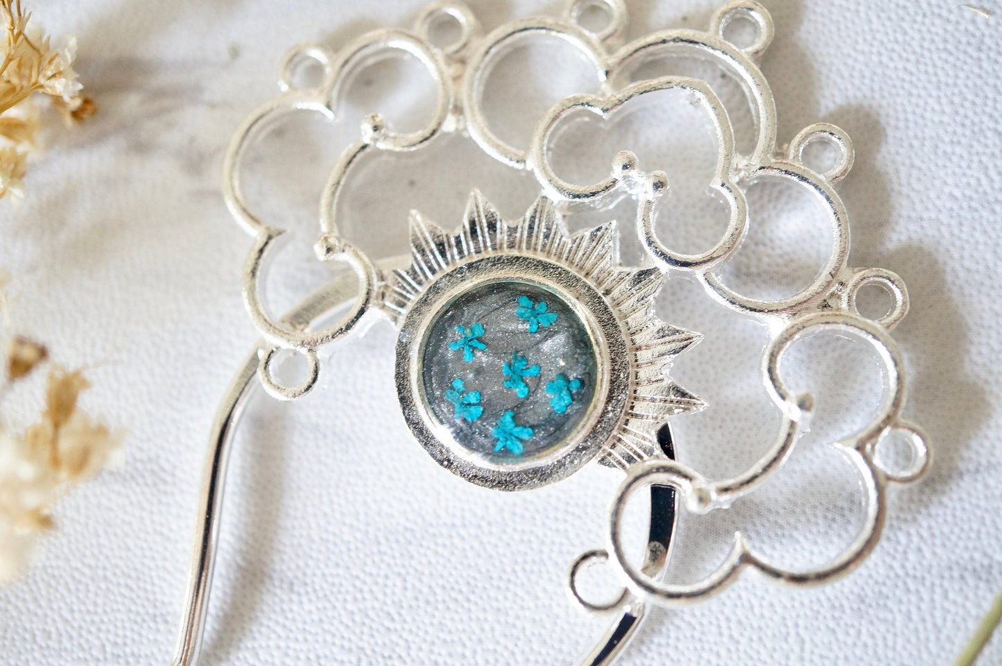 Real Pressed Flowers in Resin, Silver Hair Pin