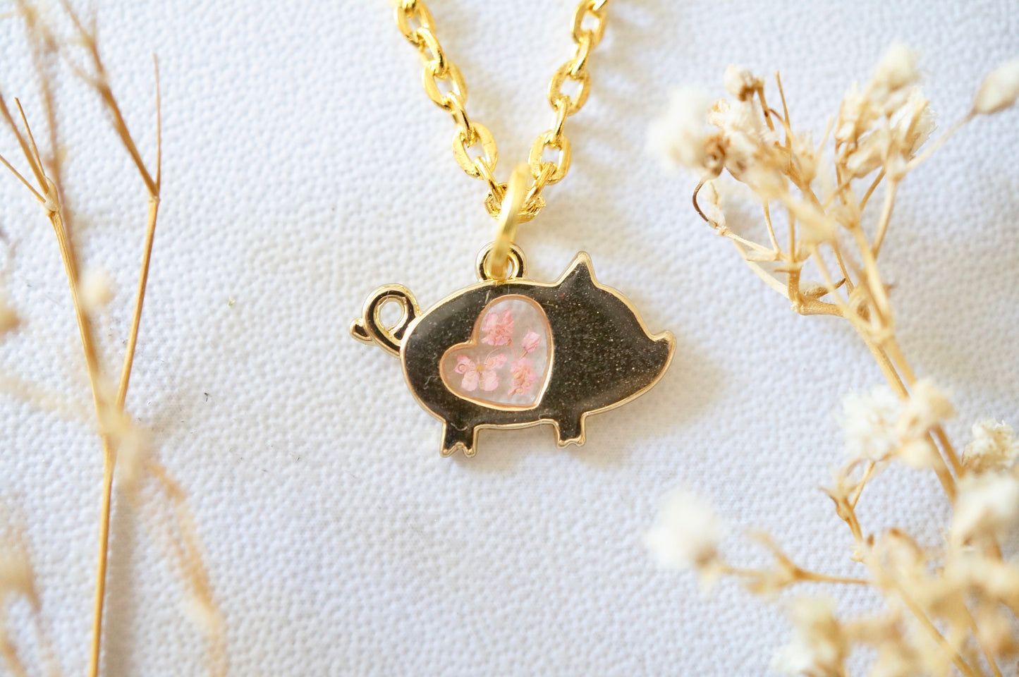 Real Pressed Flowers in Resin, Gold Pig Necklace in Light Pink