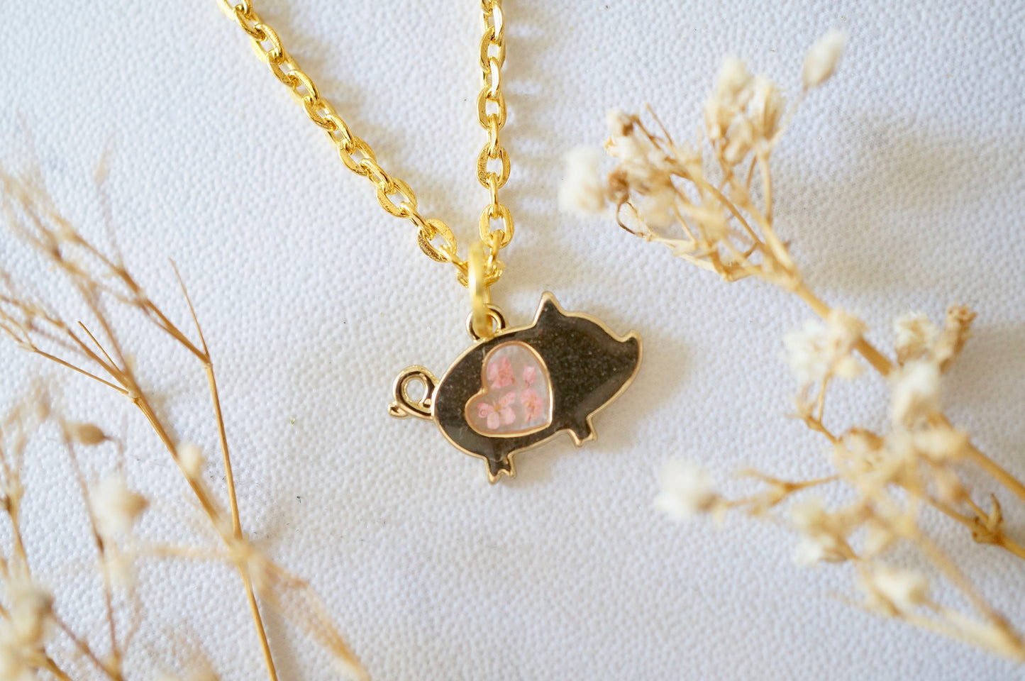Real Pressed Flowers in Resin, Gold Pig Necklace in Light Pink