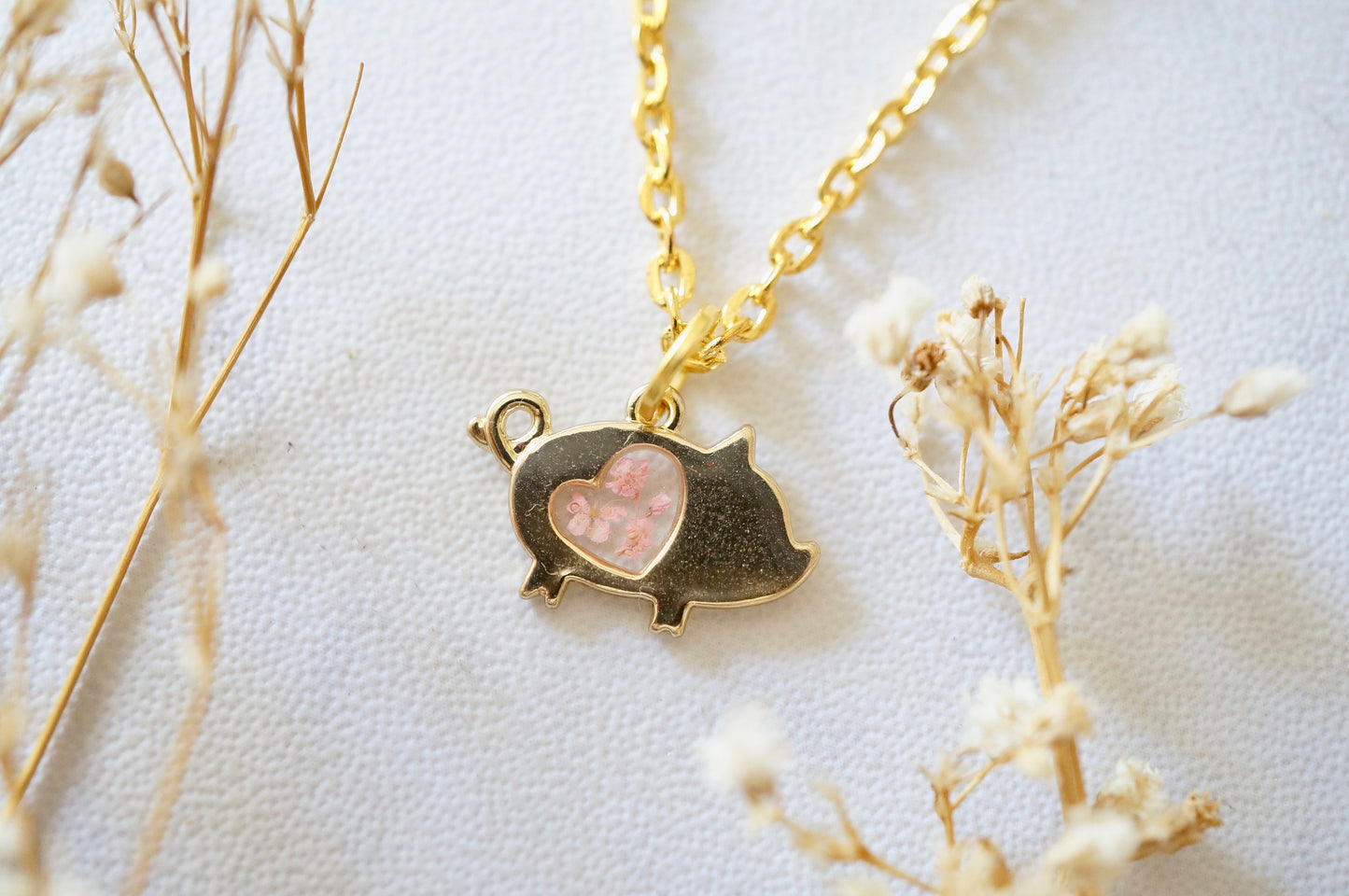 Real Pressed Flowers in Resin, Gold Pig Necklace in Light Pink