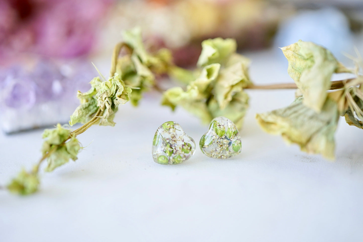 Real Pressed Flowers and Resin, Heart Stud Earrings, in Green Lipidium and Chocolate (white purple) Queen Anne's Lace