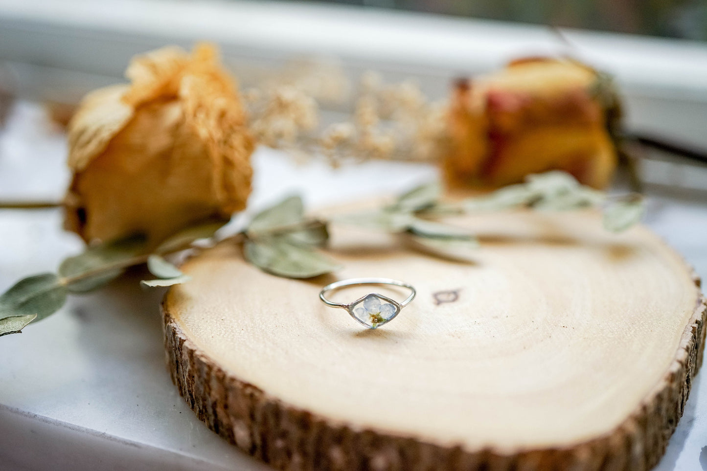 Real Pressed Flower and Resin Ring, Diamond Silver Band with Forget Me Not