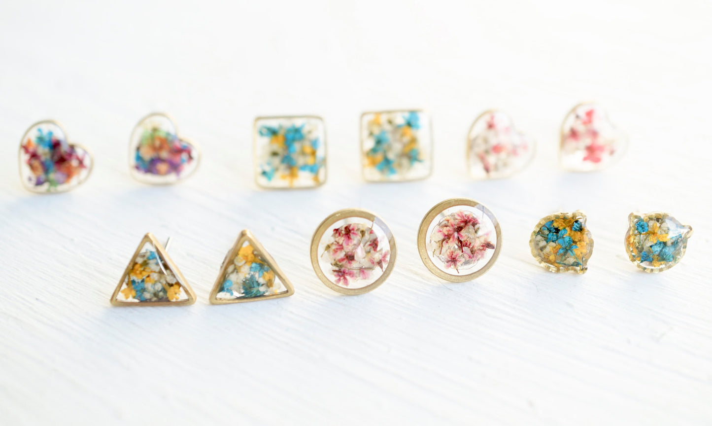 Real Pressed Flower and Resin Stud Earrings in Blues and Yellows Mix Cat/Bear