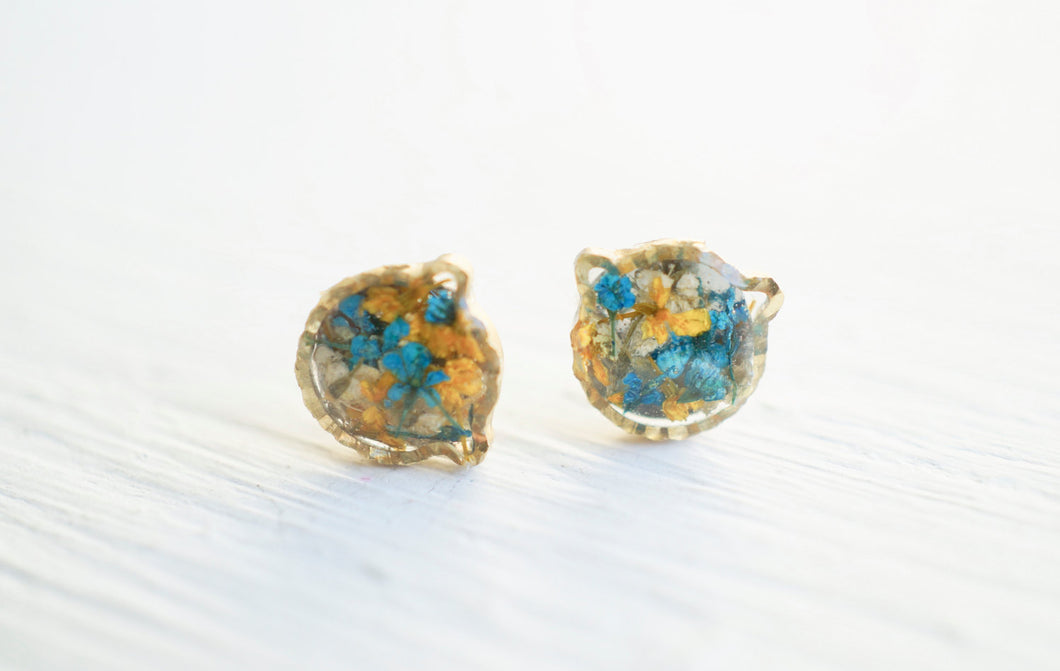Real Pressed Flower and Resin Stud Earrings in Blues and Yellows Mix Cat/Bear