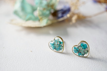 Real Dried Flowers and Resin Heart Stud Earrings in Mint and Teal Green Mix