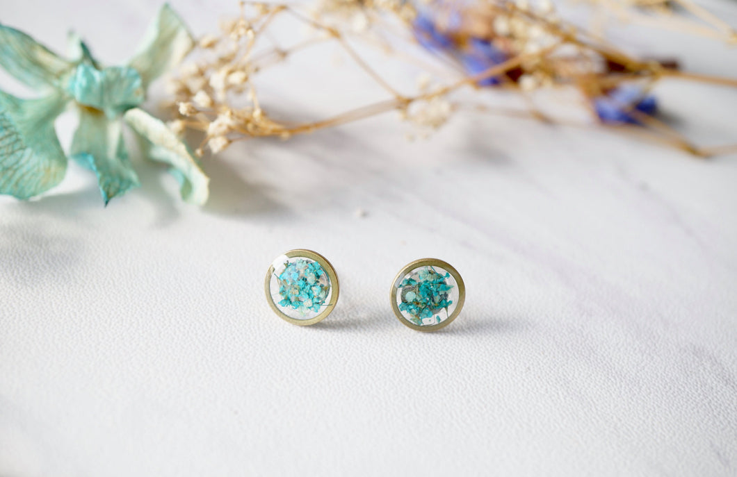 Real Dried Flowers and Resin Stud Earrings in Mint Teal Mix