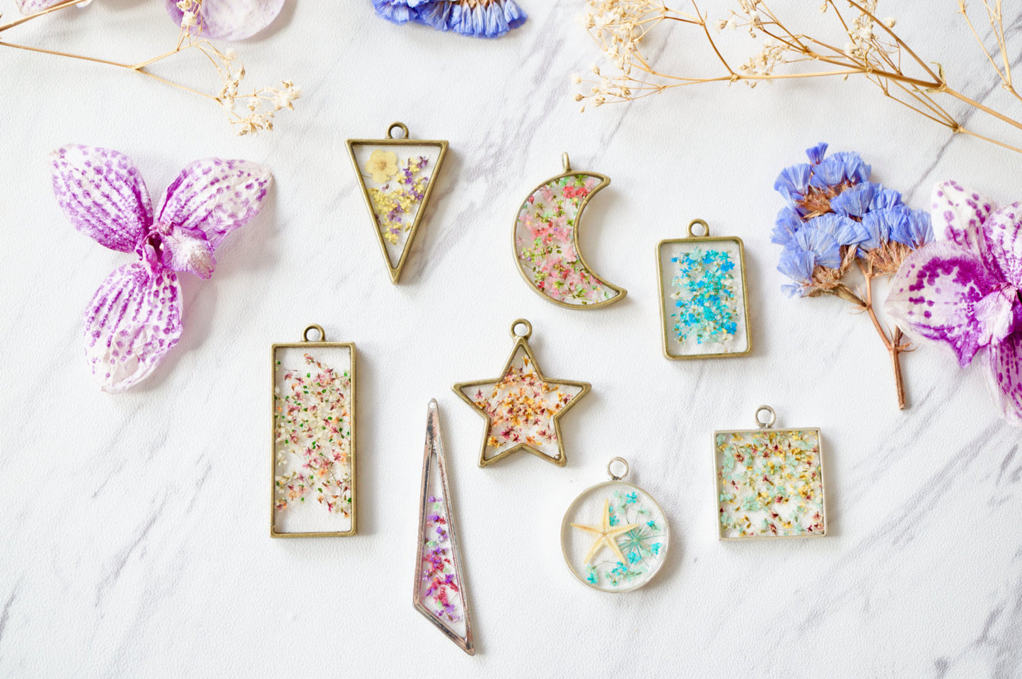 Real Pressed Flowers in Resin, Bronze Diamond Necklace in Red and Yellow