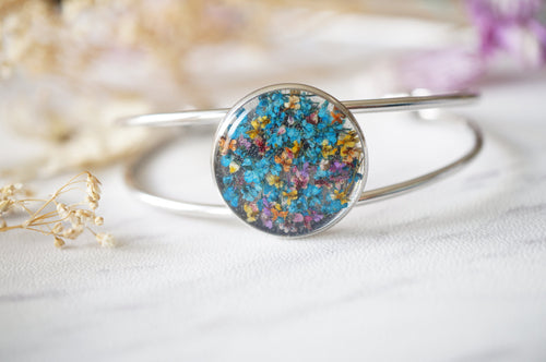 Real Dried Flowers and Resin Bracelet in Blue Party Mix