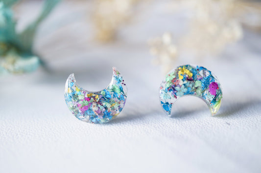 Real Dried Flowers and Resin Moon Stud Earrings in Blue Mix