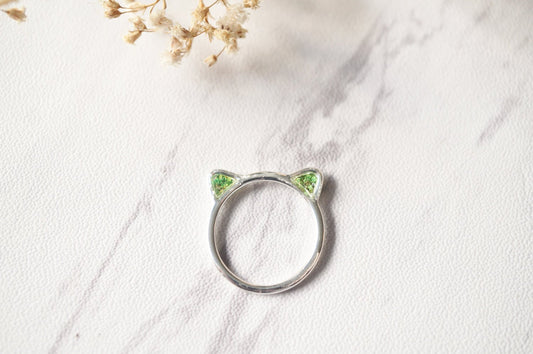 Real Pressed Flowers and Resin Silver Cat Ring in Green