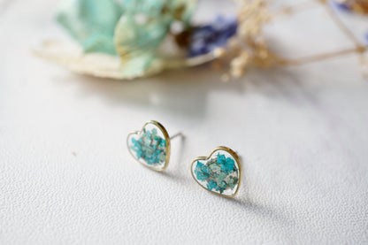 Real Dried Flowers and Resin Heart Stud Earrings in Mint and Teal Green Mix