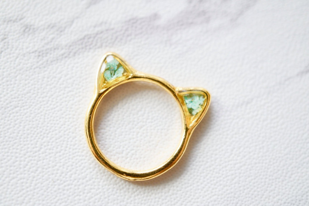 Real Pressed Flower and Resin Gold Cat Ring in Baby Blues