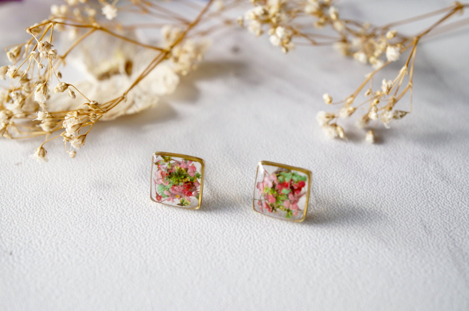 Perky Diva - Scarlet Petal Earrings | Real Preserved Dried Flower Earrings  Premium Jewellery