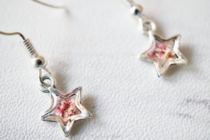 Real Dried Flowers and Resin Star Earrings in Magenta and White