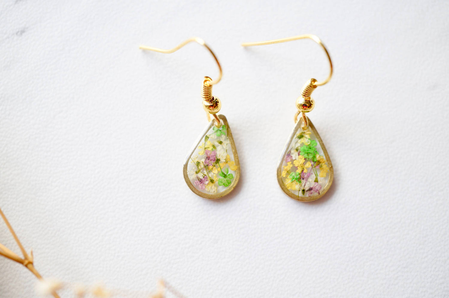 Real Dried Flowers and Resin Earrings, Gold Teardrops in Purple Yellow White Green