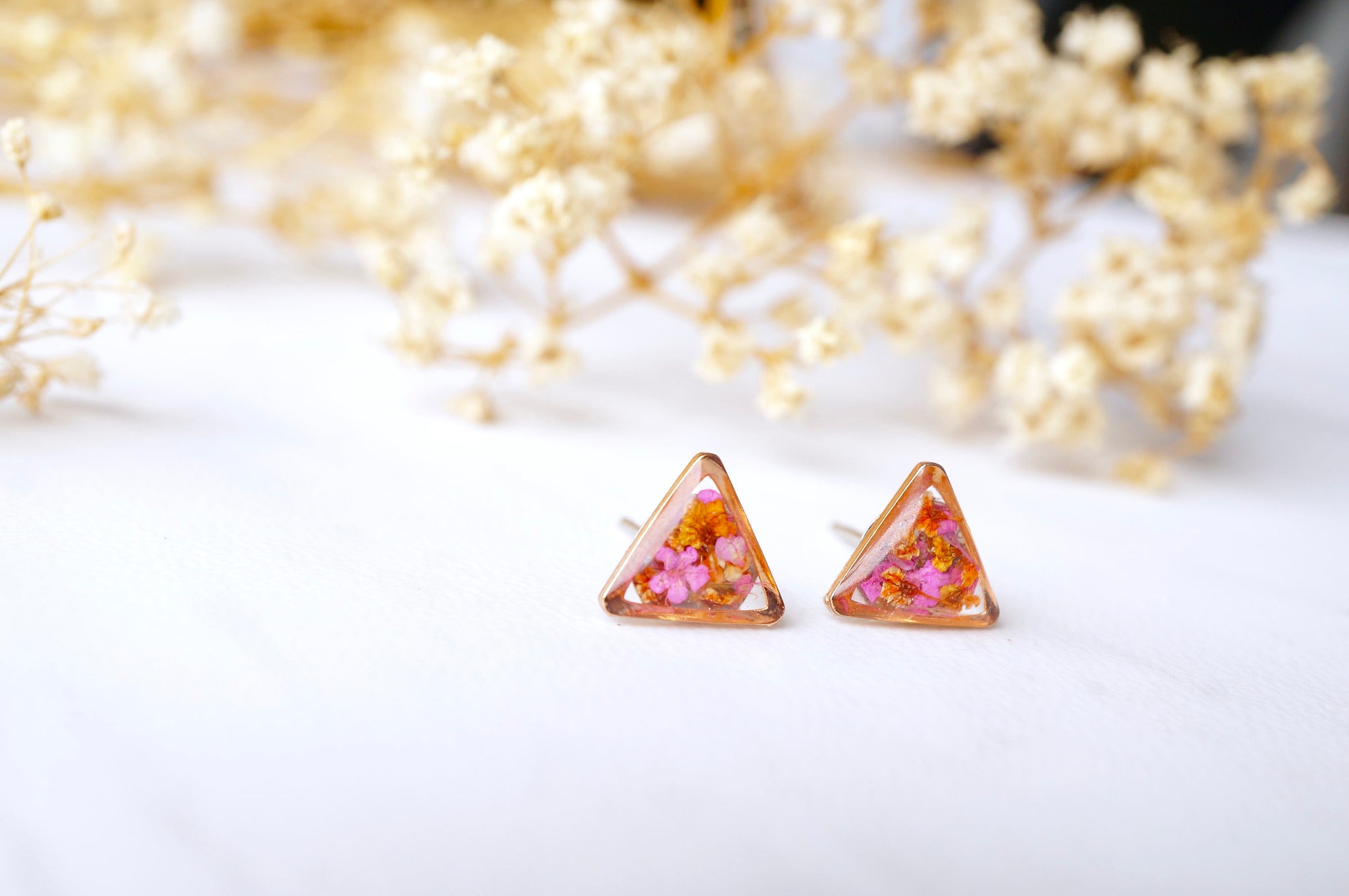 Real Dried Flowers and Resin Stud Earrings in Pink and Orange Mix with –  ann + joy