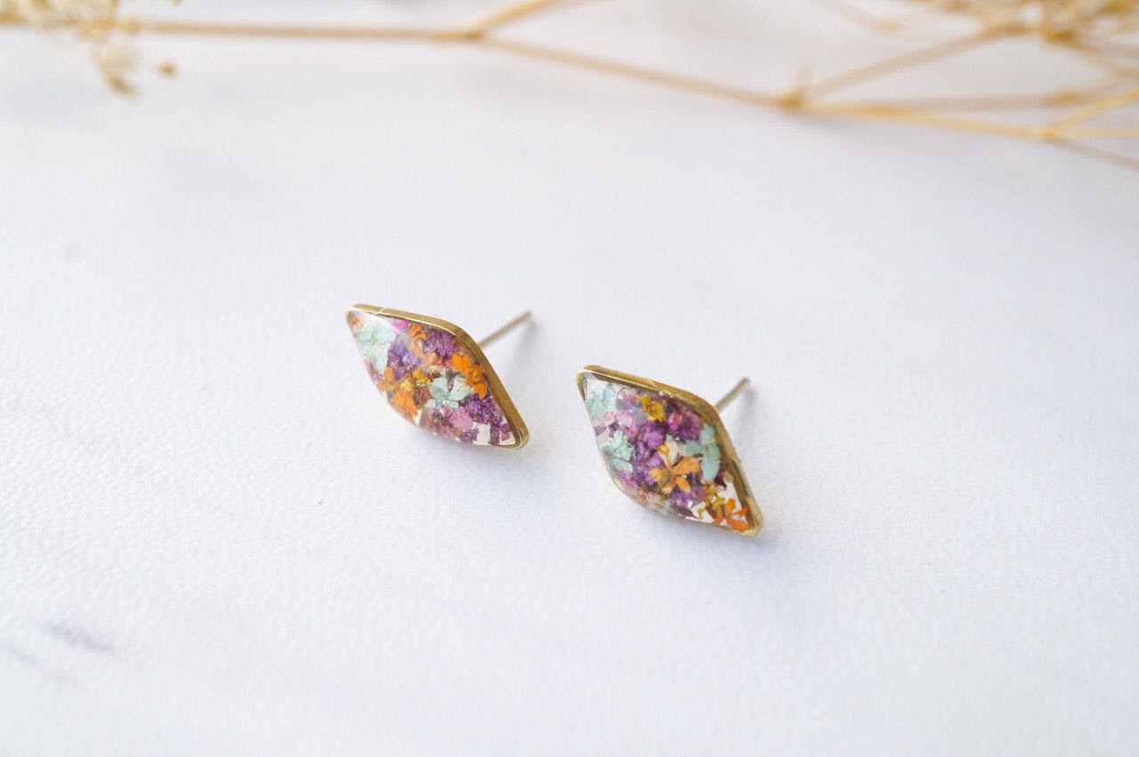 Real Dried Flowers and Resin Diamond Stud Earrings in Purple Pink Orange Mint