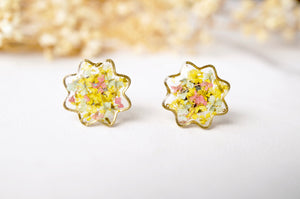 Real Dried Flowers and Resin Flower Stud Earrings in Yellow Mint Pink