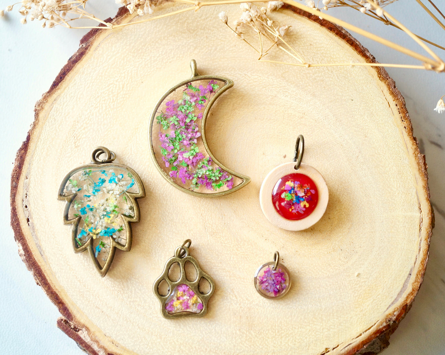 Real Dried Flowers in Resin Necklace, Dog Paw in Pink Yellow White