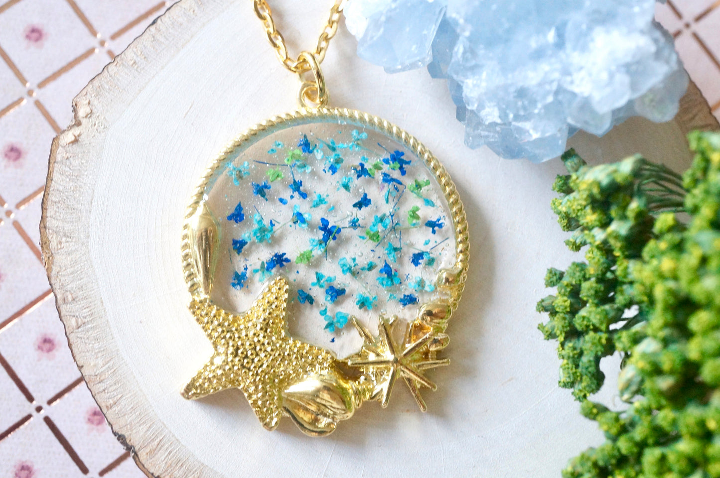 Real Dried Flowers in Resin, Gold Circle With Starfish Necklace in Blue Teal Green