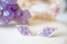 Real Dried Flowers and Resin Diamond Stud Earrings in Purple and Silver Flake