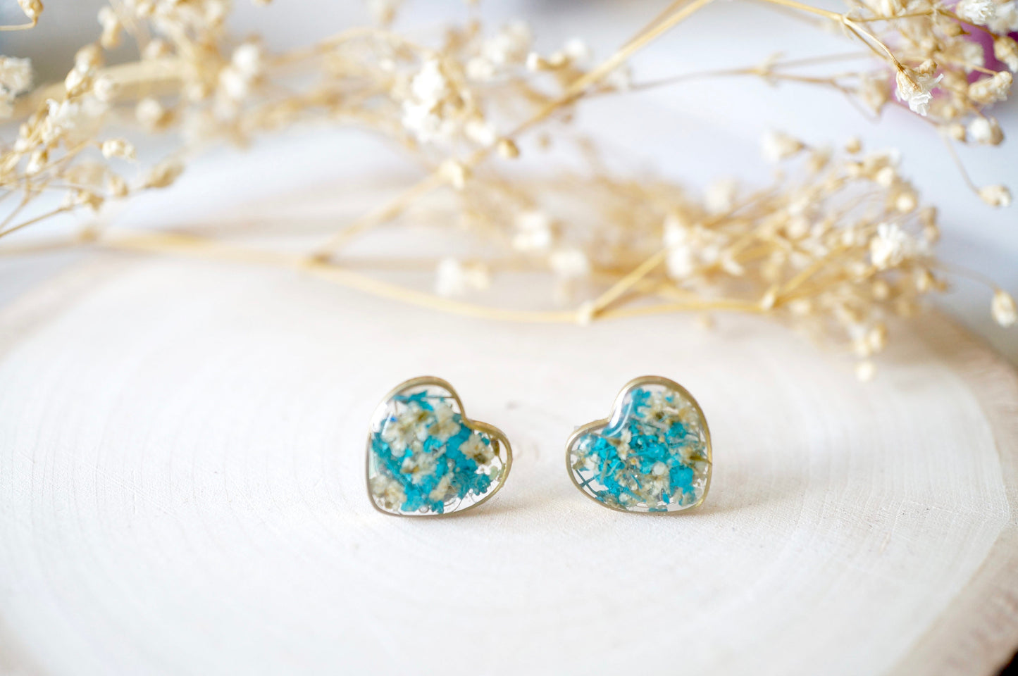 Real Dried Flowers and Resin Heart Stud Earrings in White and Teal Green