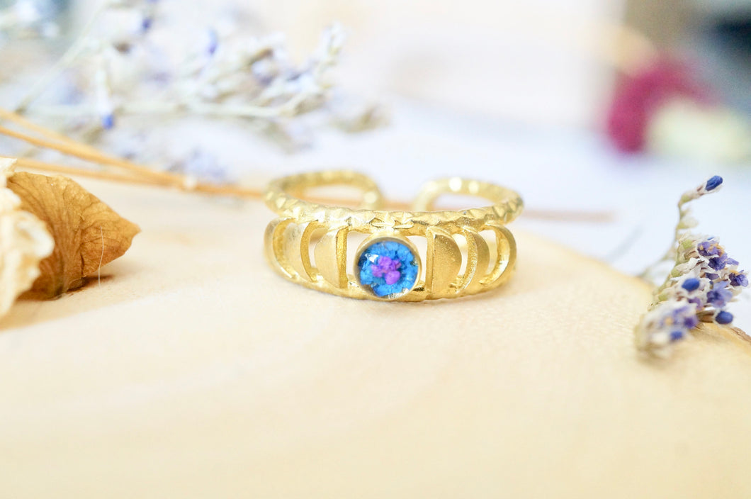 Real Pressed Flower and Resin Ring, Gold Band in Blue and Purple