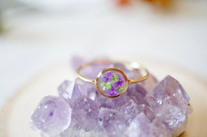Real Pressed Flower and Resin Ring, Circle Gold Band in Green and Purple