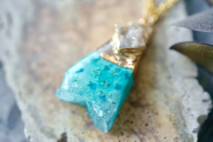 Real Pressed Flowers in Resin, Gold Druzy Geode Necklace in Teal and Mint