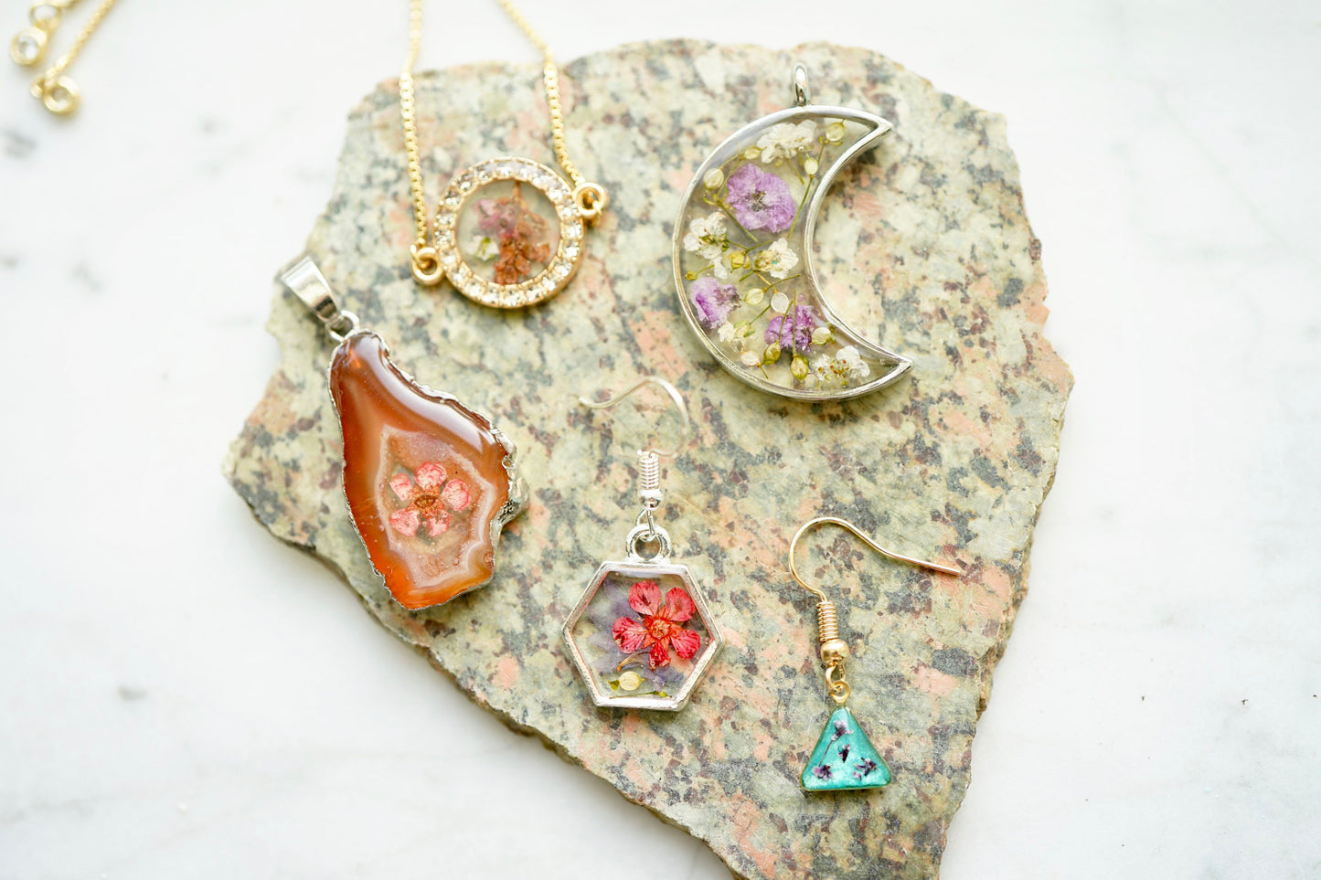 Real Pressed Flowers in Resin, Gold and Blue Druzy Geode Necklace with Green Yellow White
