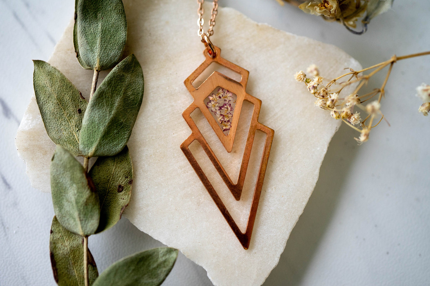 Real Pressed Flowers in Resin, Rose Gold Necklace with Chocolate Queen Anne&#39;s Lace