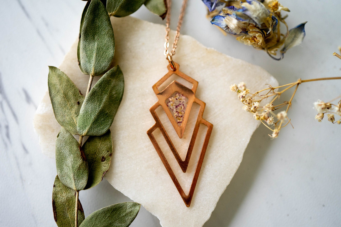 Real Pressed Flowers in Resin, Rose Gold Necklace with Chocolate Queen Anne&#39;s Lace